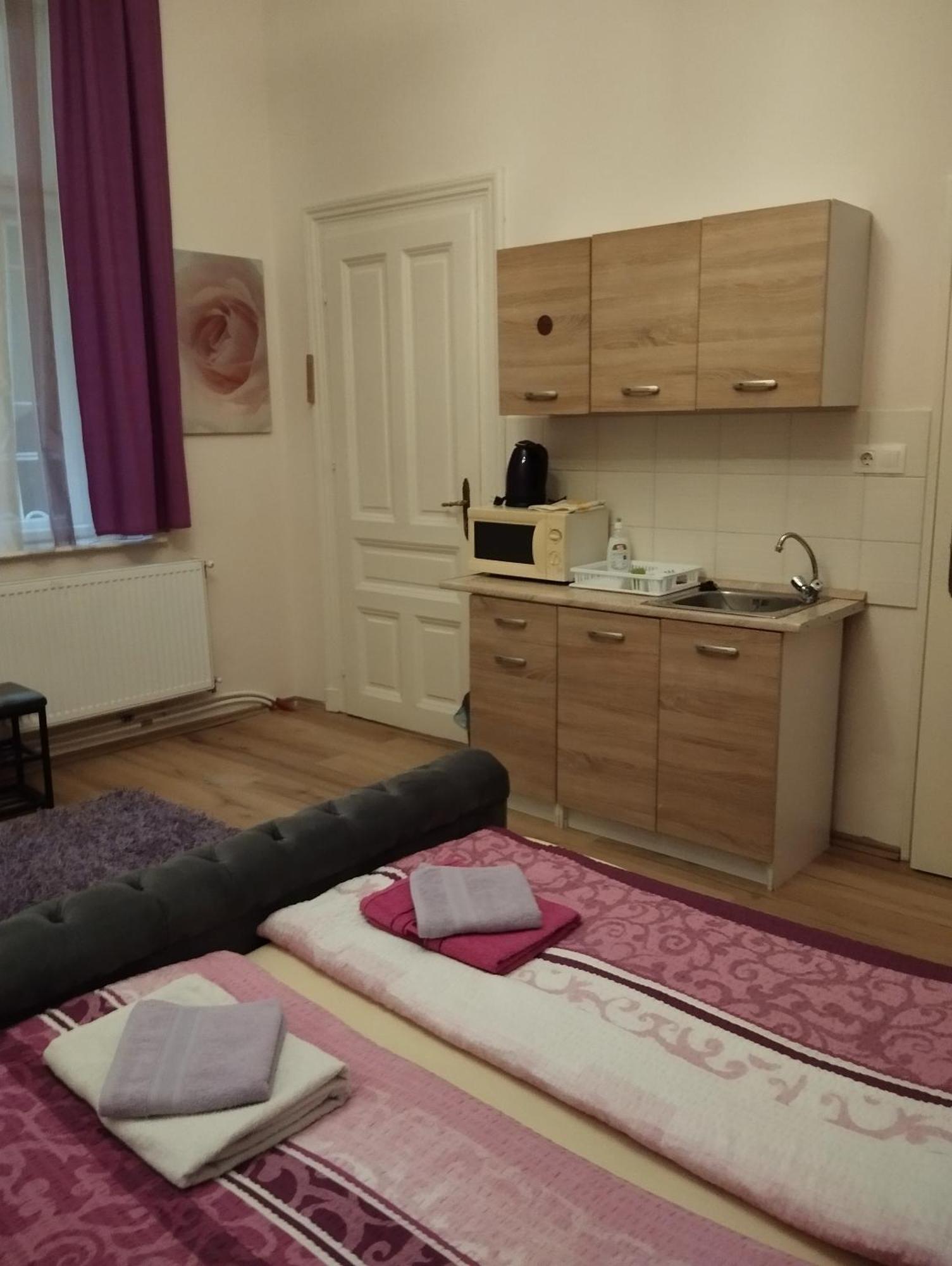 Mandy Apartments Budapest Exteriör bild
